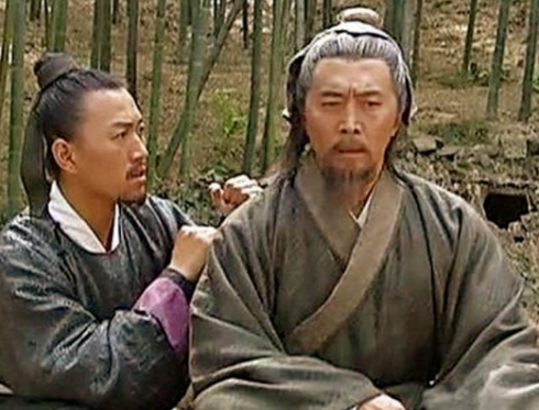 草根皇帝与智者的命运交织