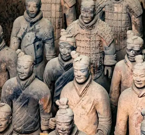 秦兵马俑的制作之谜：一探不同作坊的独立工艺