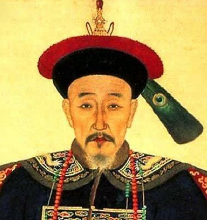 和珅得宠之道：技巧与策略的大成者