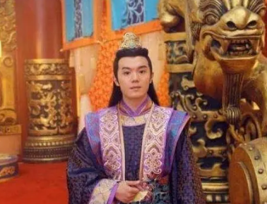 李弘是武则天的亲生儿子吗？李弘为何被武则天所杀？