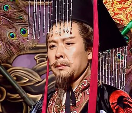 机智之举：刘备推荐袁谭为茂才的历史解读
