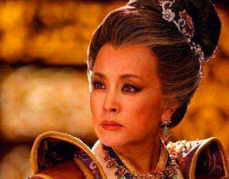 武则天晚年偏爱侍应生的原因探析，有什么方面的原因？
