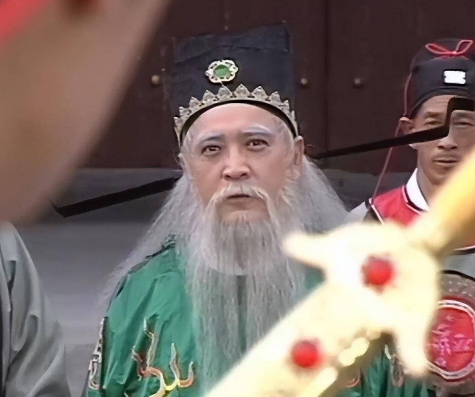 庞太师与包拯：历史剧中的恩怨情仇