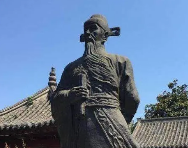 权力与职位：宰相与丞相的区别及职能解析