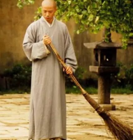 金庸笔下的武林高手与扫地僧的对决，都有什么神功绝学？
