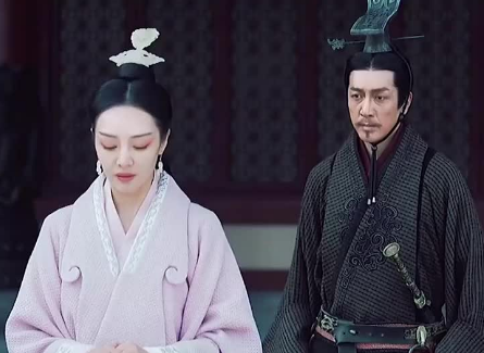 芈华与秦始皇的关系：历史与传说的剖析
