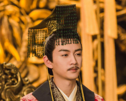 揭秘历史传言：杨坚的容貌与命运