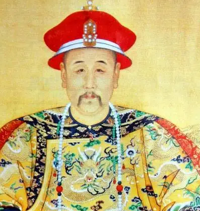 古代皇帝的工作负荷：权力与责任的重压