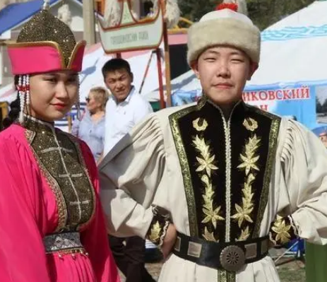 卡尔梅克人与中国的不解之缘：一段跨越国界的文化认同