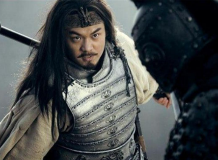 三国英雄谱：马超与赵云的勇武之辩