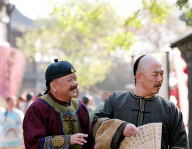 揭秘历史背后：微服私访的由来与影响