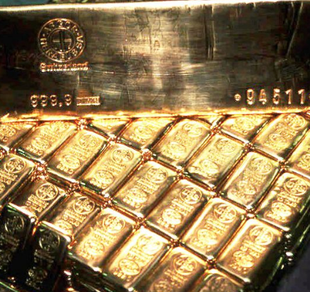 纳粹黄金之谜：历史的阴影与寻宝者的追寻
