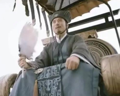 三国演义中的诸葛亮：轮椅背后的智慧与谋略