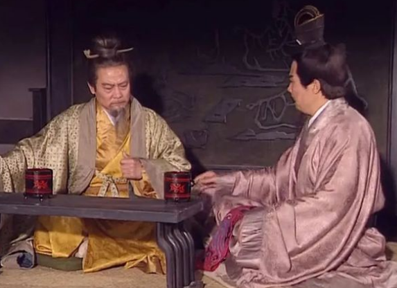 三国时期刘表托付荆州，刘备为何婉拒？