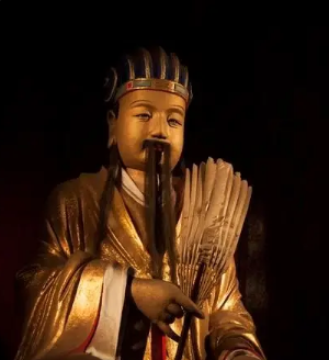 揭秘历史中的黄月英：美貌与智慧的传说