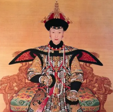 乾隆皇后的年薪与清朝后宫待遇揭秘，生活状况是什么样的？
