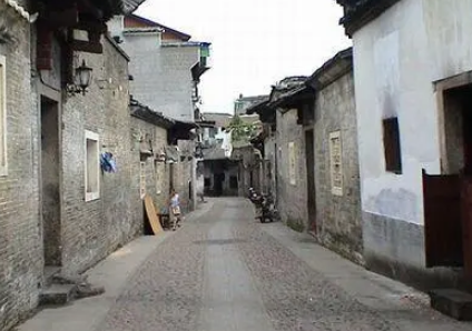 探秘赣州枣儿巷的古代董府，建筑特点是什么？