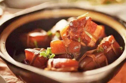古代猪肉饮食：贫富之间的差异与共通