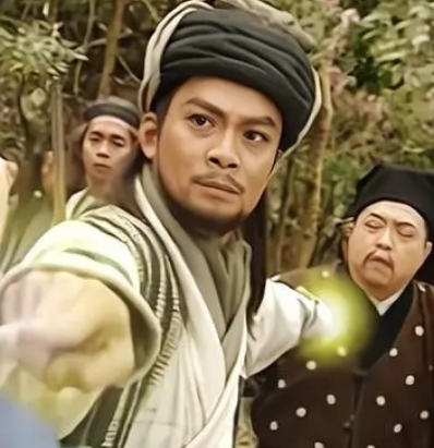 乔峰与郭靖：武侠世界中的两位英雄