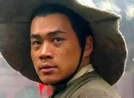 武松与鲁智深：英雄相惜的敬意