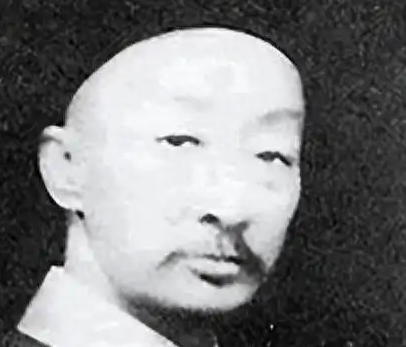 瓜尔佳·荣禄：清朝末年的杰出政治家