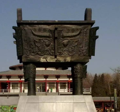 探秘历史：大禹九鼎的传说与现实