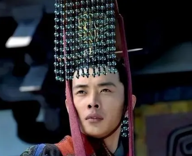 汉献帝与曹操：权力博弈下的无奈抉择