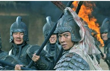 赵云长坂坡七进七出：历史与传说的交织