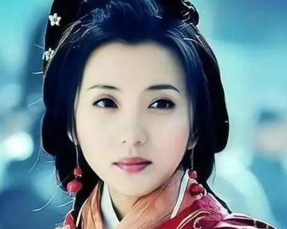 三国丢西姆的故事：谁的创意，与谁相连?