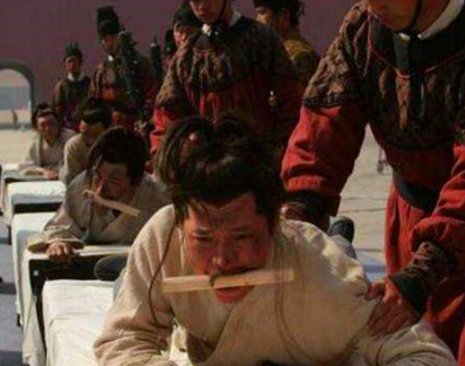 古代刑罚揭秘：一丈红与杖刑的区别
