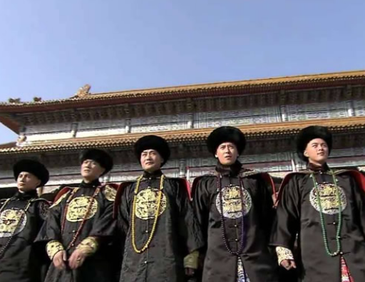 康熙帝与九子夺嫡：历史背后的真相