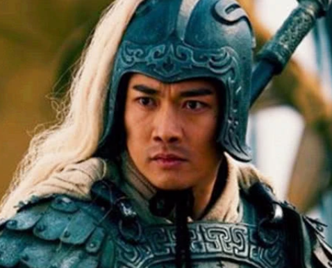 三国顶尖武将对决：吕布、马超与赵云的武艺较量