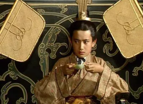 孙权的家庭生活：妻子与子女的构成
