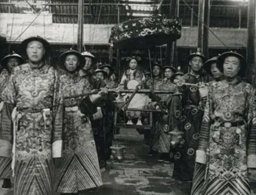 清朝灭亡后的太监去向