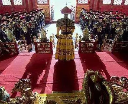 清朝中央集权的顶峰与封建制的衰落