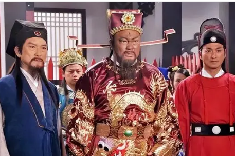包拯：清廉之名与家庭背景的探讨