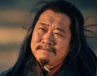 三国时期的智慧象征：庞统“凤雏”之名及其与诸葛亮的地位比较