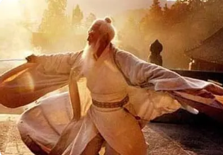 金庸小说中的武林高手：郭靖与张三丰的实力对比