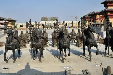 秦国兵力探秘：古代冷兵器时代的军事力量