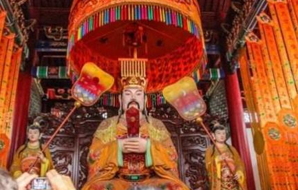 神话中的天地六界与玉帝的统治