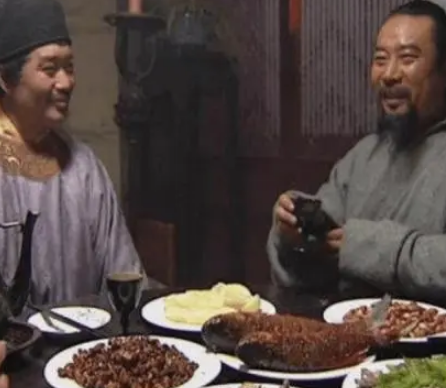 水浒好汉吃牛肉背后的深层含义，吃牛肉是什么样的事情？