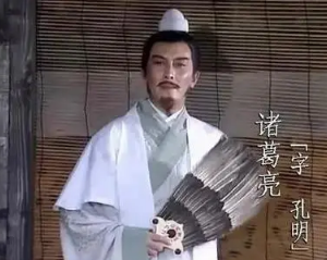 三国辅佐之选：构建理想的霸业团队