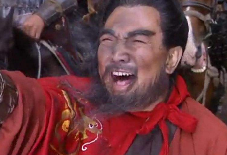 华容道的抉择：谁放走了曹操