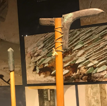 探秘兵马俑之谜：武器的失落与猜想