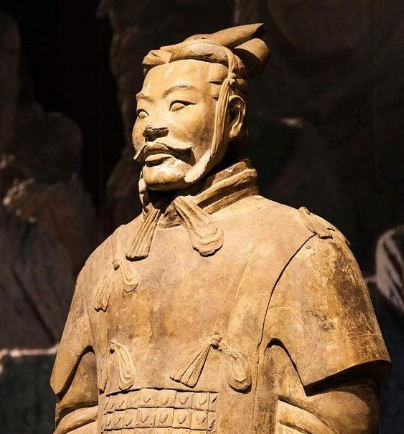 秦皇陵兵马俑：单眼皮背后的秘密