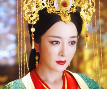 古代皇后的生活：尊贵与束缚的交织