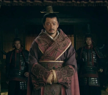 韩信的抉择：从“三不死”看如何保全性命