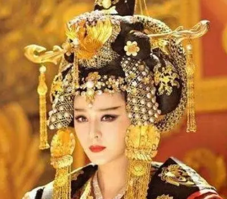 权力之路：武则天成为皇帝背后的家族牺牲