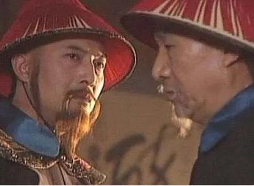 纳兰明珠与索额图：康熙宠臣的兴衰命运