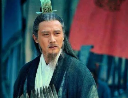 诸葛亮：从神话回归历史的真实